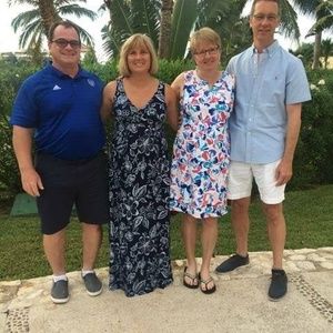 Meet your Posher, Denise